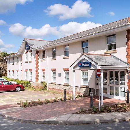 Travelodge Plymouth Roborough Bagian luar foto