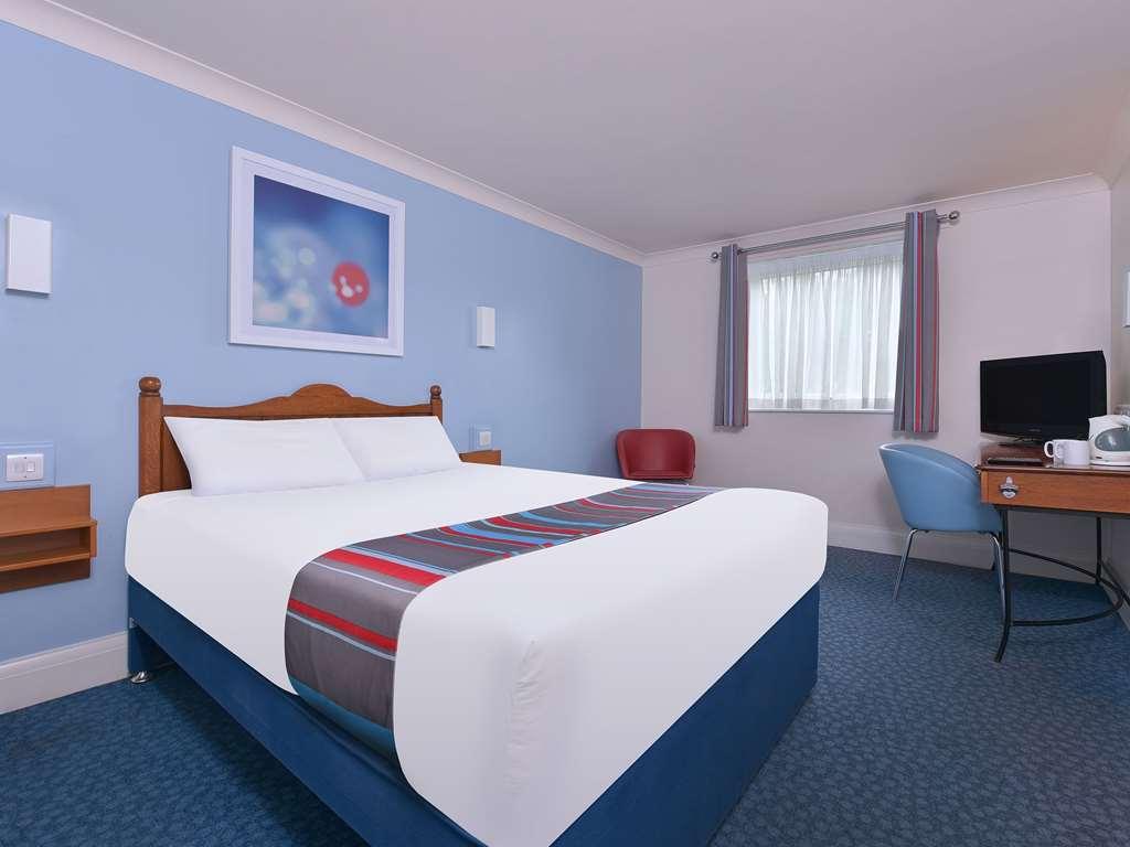 Travelodge Plymouth Roborough Ruang foto