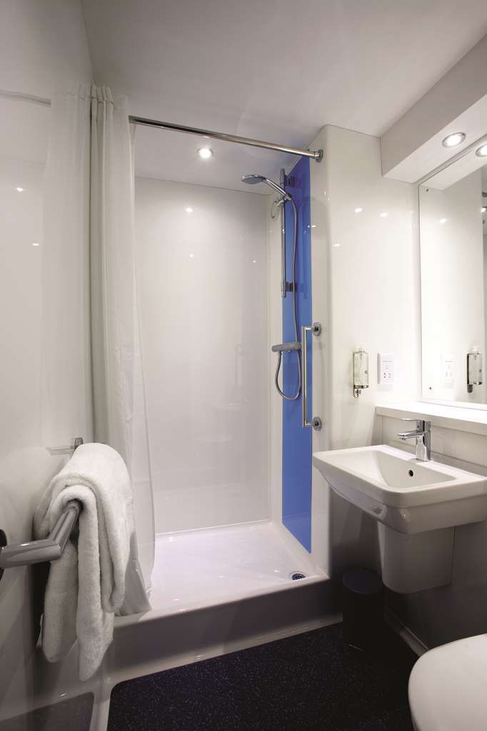 Travelodge Plymouth Roborough Ruang foto
