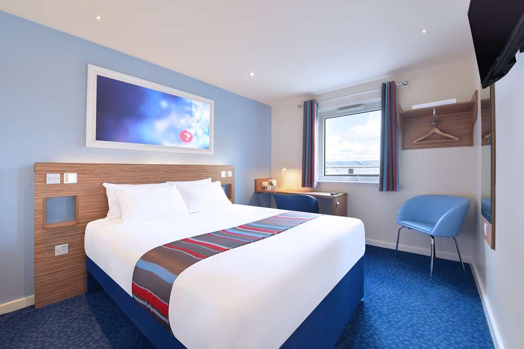 Travelodge Plymouth Roborough Ruang foto