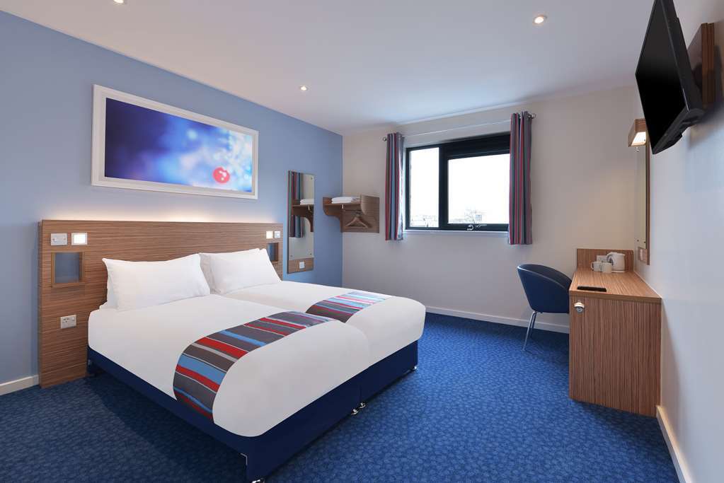 Travelodge Plymouth Roborough Ruang foto